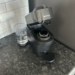 Nespresso Vertuo Pop+ Machine 