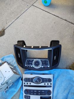 Infinity 2000 And Up Radio And Touch Screen