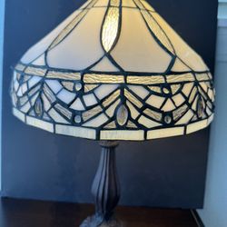 VINTAGE TIFFANY STYLE  LAMP  GLASS DOME SHAPED
