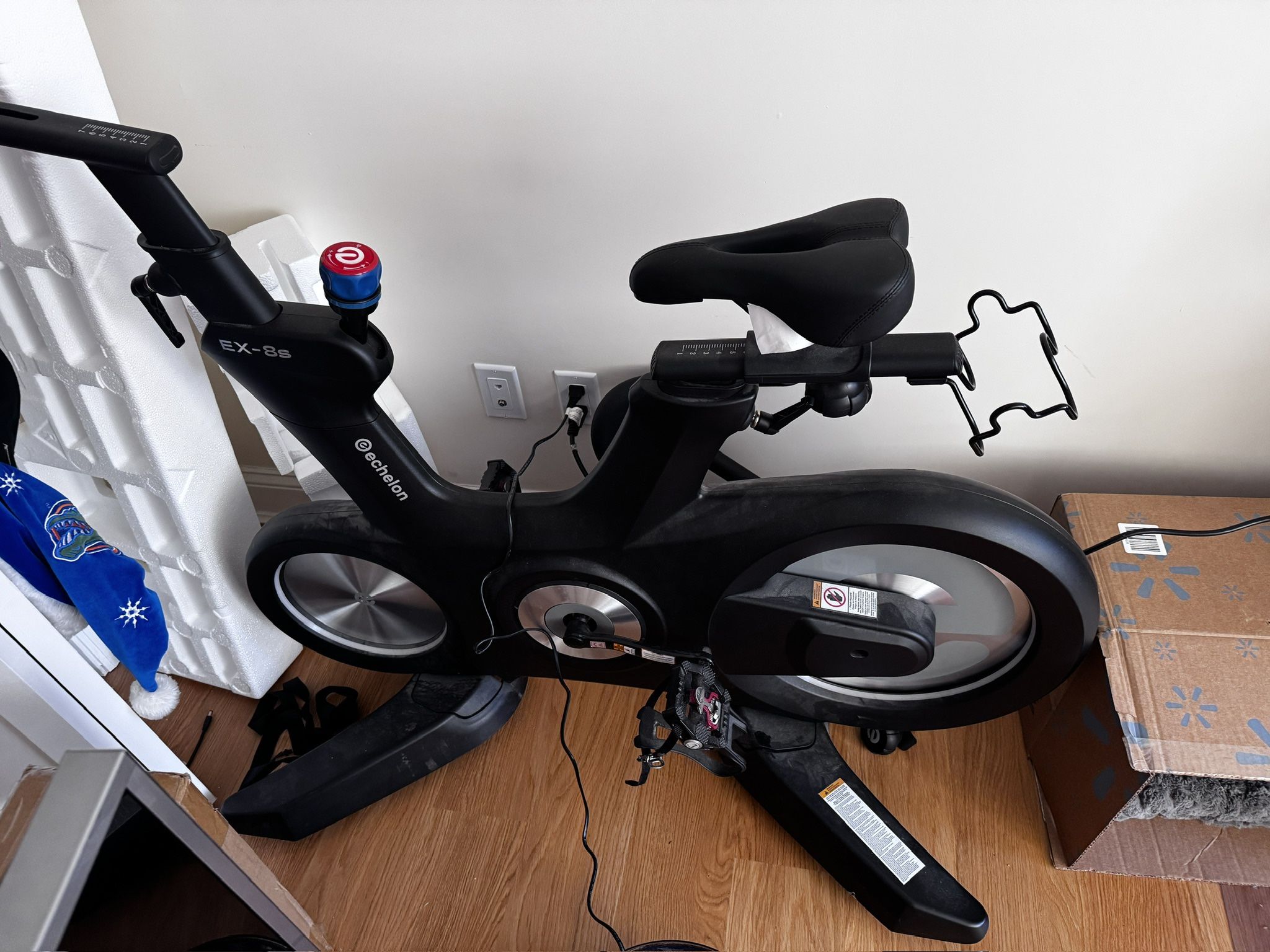 Broken Echelon Ex 8s Exercise Bike + Extra display Screen