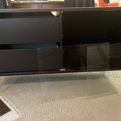 Stand - Drawers and Shelves