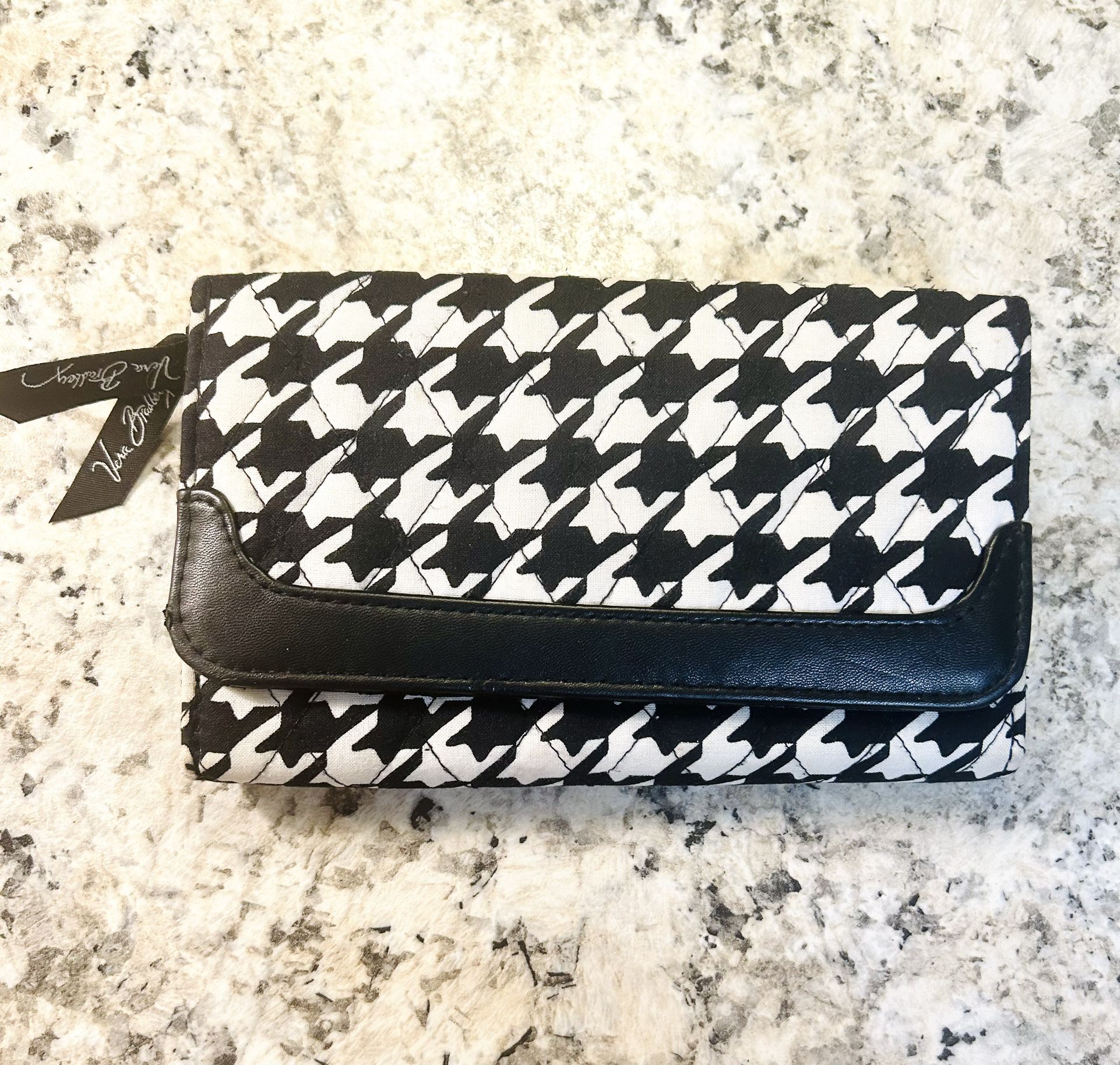 Vera Bradley-Black/White Houndstooth Trifold Clutch Wallet Leather Detail On Quilted Cotton