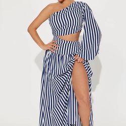Fashion Nova Maxi Stripe Dress 