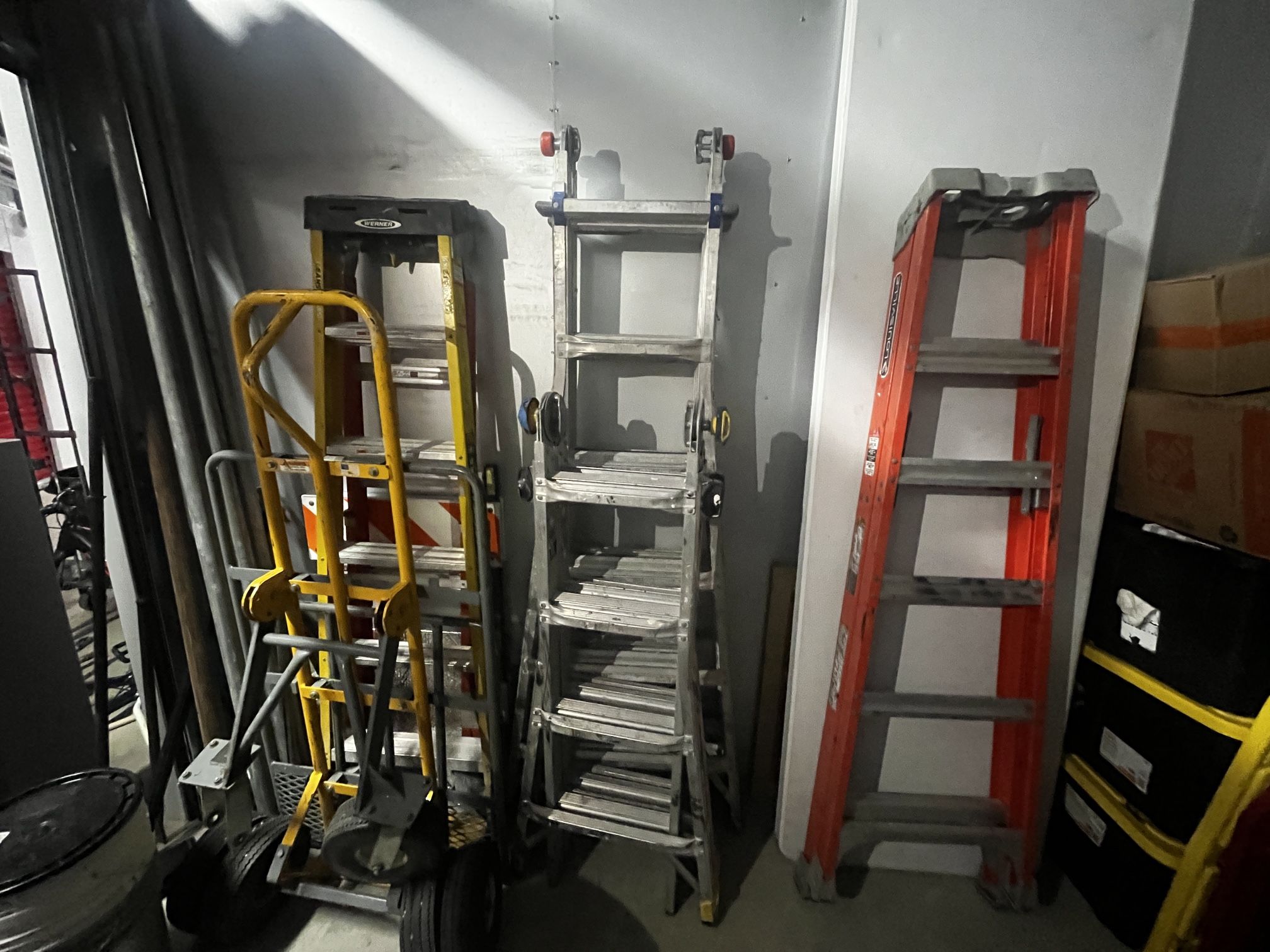 Lotta Ladders