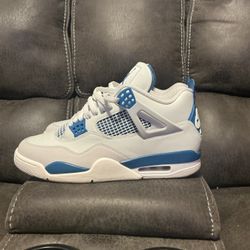Jordan 4s