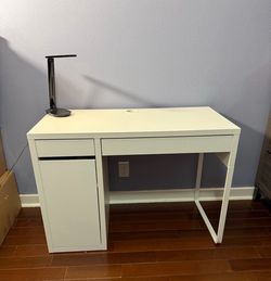 Desk for sale