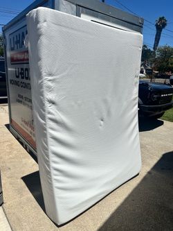 Queen mattress
