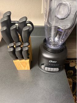 Knives and Blender set