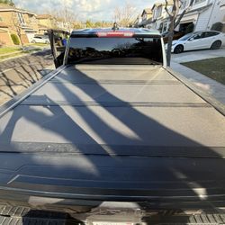 BakFlip Industries MX4 Tonneau Cover