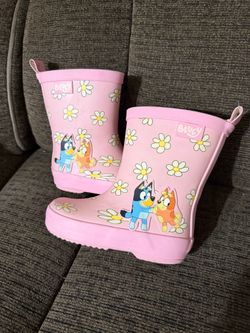 Pink Bluey Rain Boots size 5/6