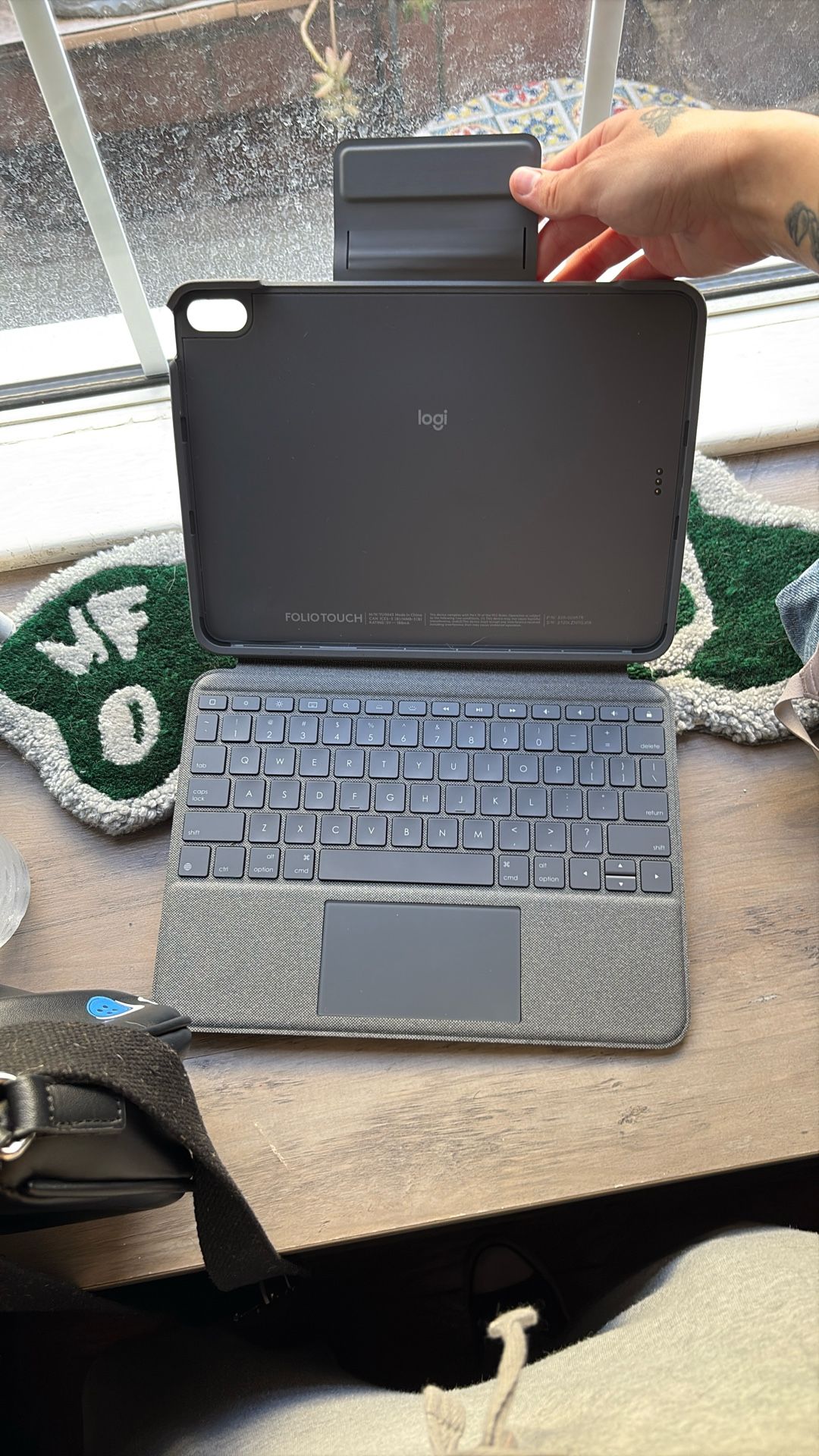 Logitech iPad Case With Keyboard