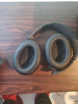 Bose QuietComfort® 45 headphones

Without Case 