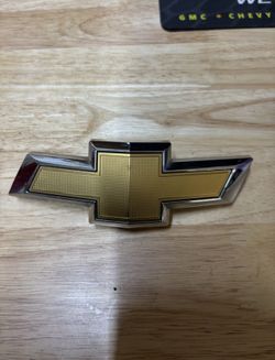 Camaro Ss Chevy Front Bow tie