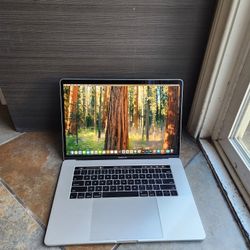 MacBook Pro 15" i7 16GB RAM 500gb SSD |100%🔋health Adobe, Final Cut, Logic, Office |Best Offer