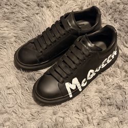 Alexander Mcqueen Oversize (Size 12 us)