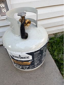 New Propane Gas Tank *full*