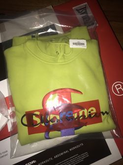 Supreme hoodie size Medium