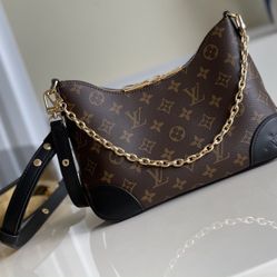 Black leather Odeon small handbag(442)57