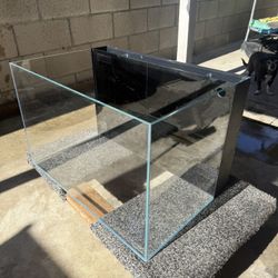 24 Gallon Crystal Aquarium