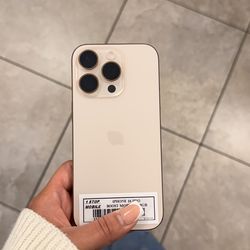 iPHONE 16 PRO BOOST MOBILE