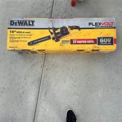 Dewalt 16in Chainsaw