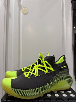 Under Armour Curry 6 'Christmas In The Town' Size 12