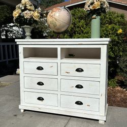 White Solid Distressed Wood 6 Drawer Dresser Chest of Drawers Furniture Great Condition 