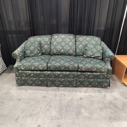 Green Floral Pattern Three-Cushion Couch