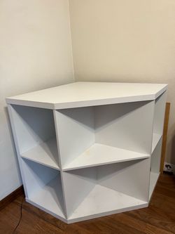 White corner cube organizer