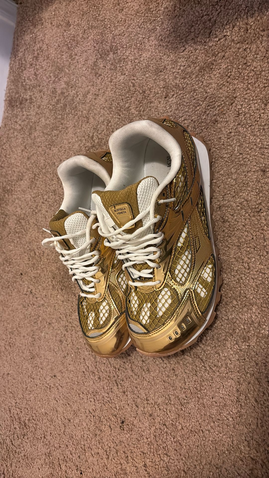 Bottega Veneta Size 44