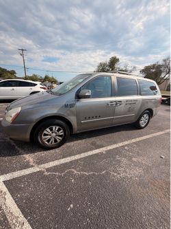2012 KIA Sedona