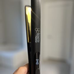 Graphite Titanium by BaBylissPRO straightener 