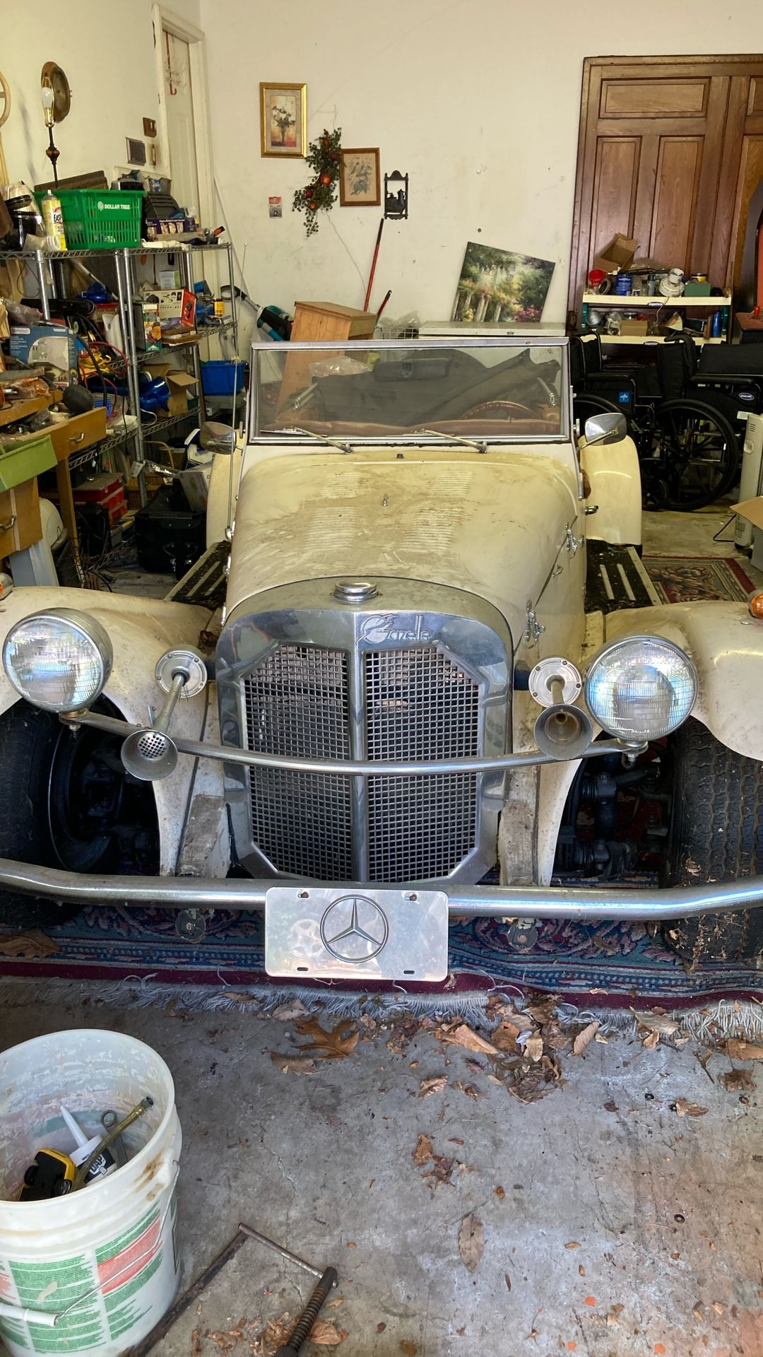 Antique replica of Hitler’s car