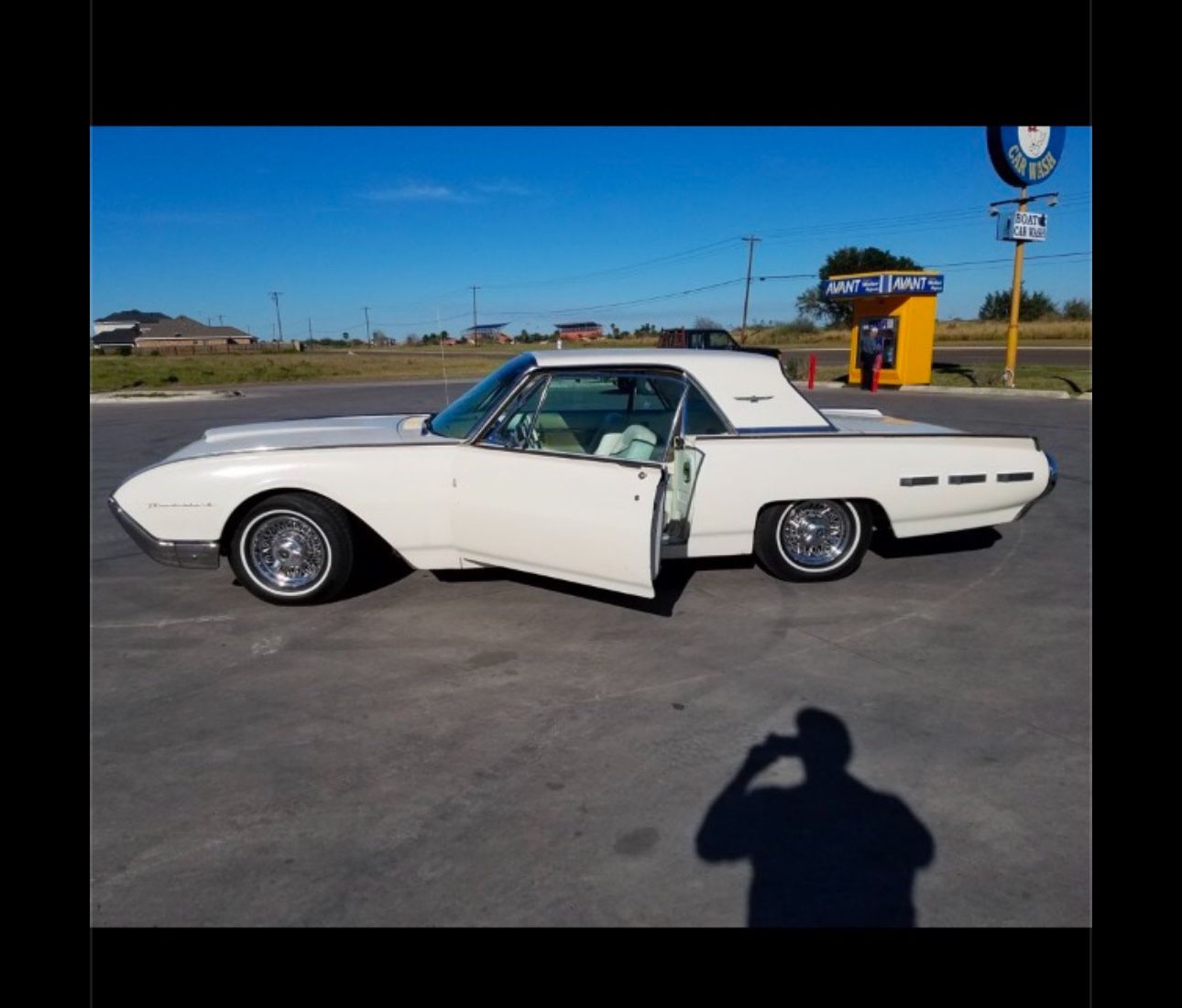 1962 Ford Thunderbird