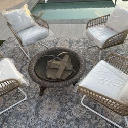 Outdoor patio set white wicked chairs lounge backyard furniture new decor metal frame table 