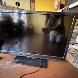 Final Tv With Stand 28inch 