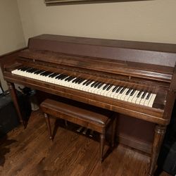 Wurlitzer Piano 
