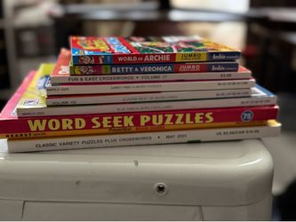 9 books! crossword/word search/puzzle/comic  lot