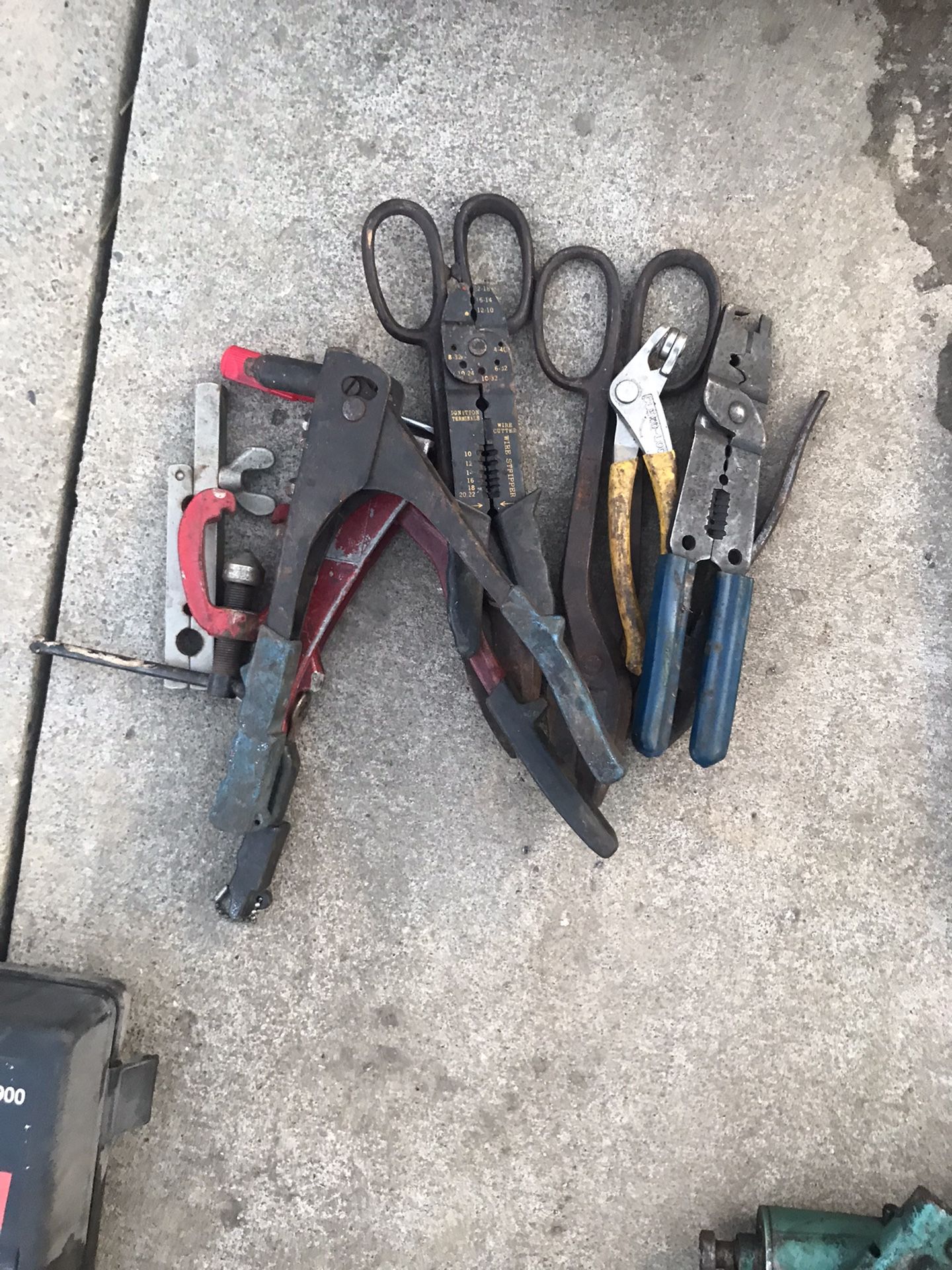Assorted Tools