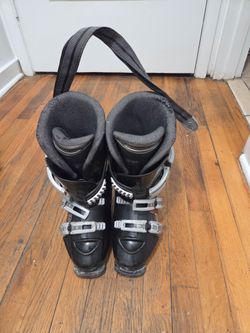 Ski boots Size 6.5 / 40