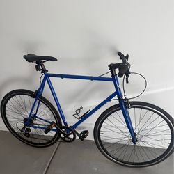 Lightweight Blue Commuter Bike – Barely Used