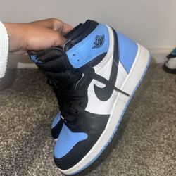 Jordan 1s OG UNC Toe Size 7