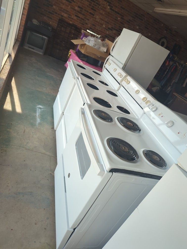 Appliance Sets Deals Landlord Special for Sale in E Fayettevlle, NC
