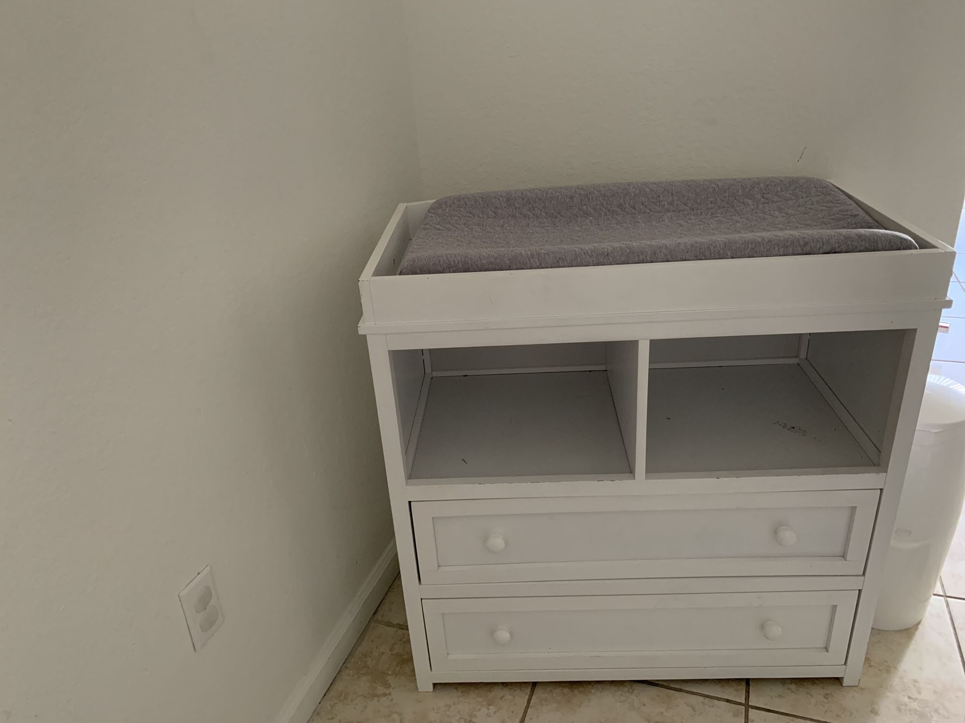Diaper changing Table