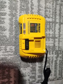 Dewalt Dcb118 New Open Box