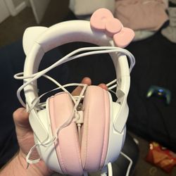 Hello Kitty Razor Headphone 