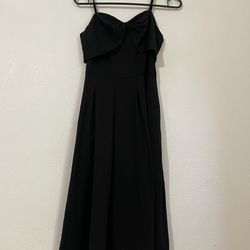 Yathon Black Dress