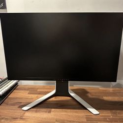 Alienware AW2723DF