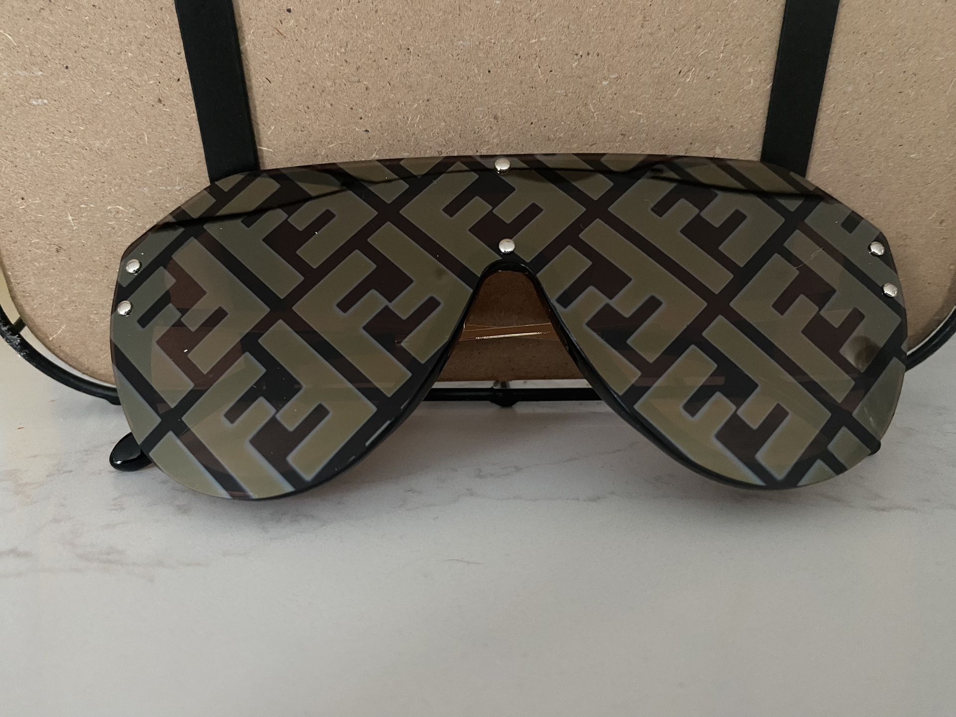 Fendi Sunglasses Monogram Lense Women