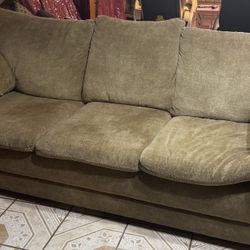 Couch & Loveseat 